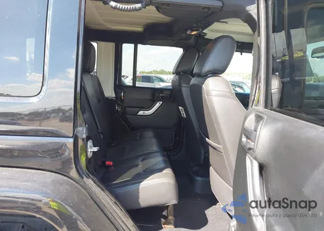 2017 Jeep Wrangler Unlimited Sahara z USA, uszkodzony, nr VIN 1C4BJWEG2HL736673